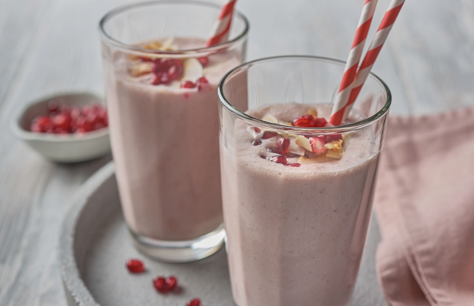 ViewHealthy pomegranate smoothie