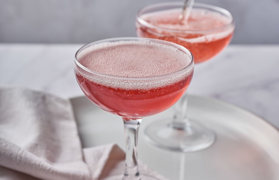 ViewPomegranate gin fizz